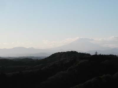 冬は富士山も見渡せる絶景スポット